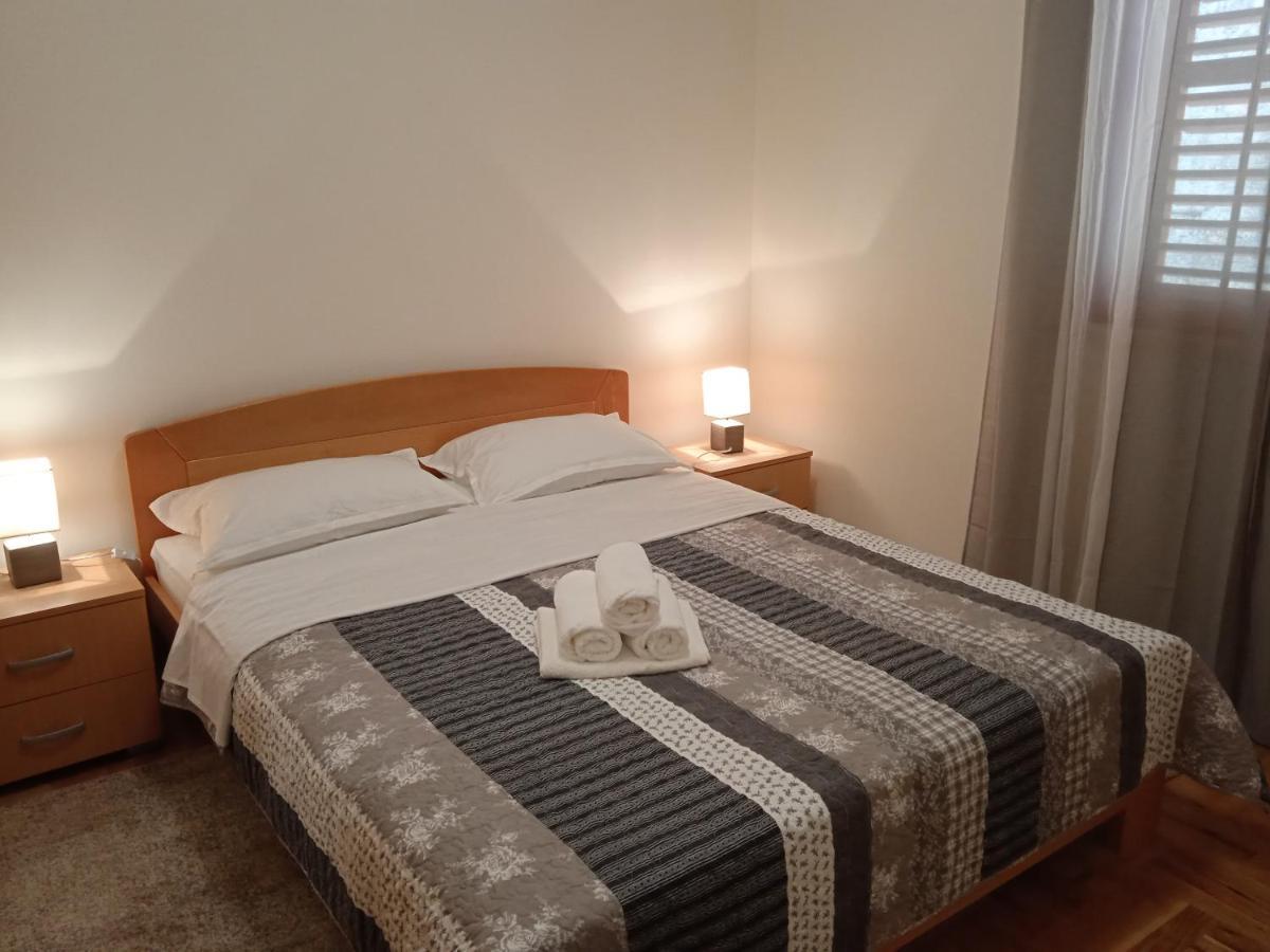 Apartments Aferdita Рачище Екстер'єр фото