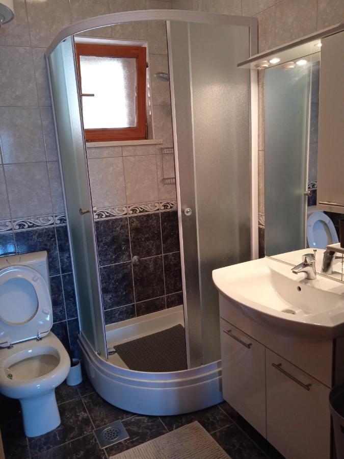 Apartments Aferdita Рачище Екстер'єр фото